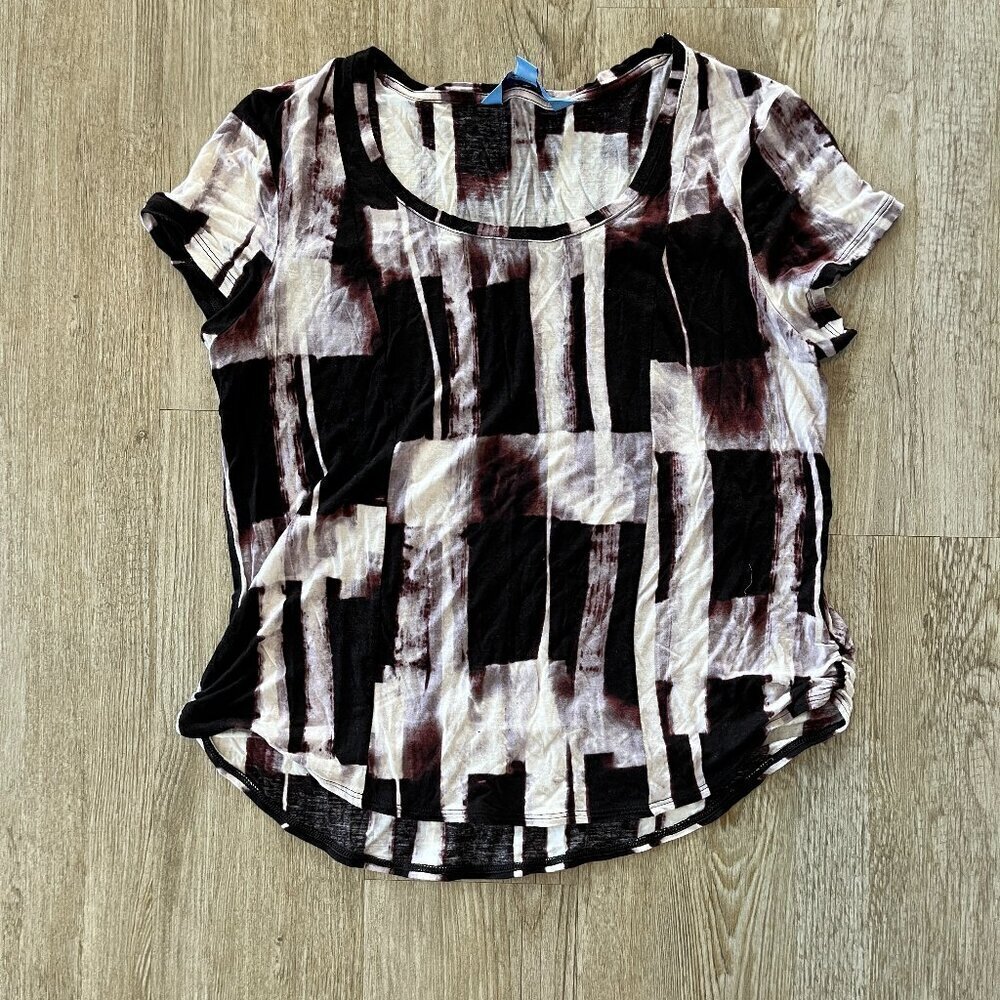 Womens Simply Vera Wang Purple/Black Geometric Tshirt - PL